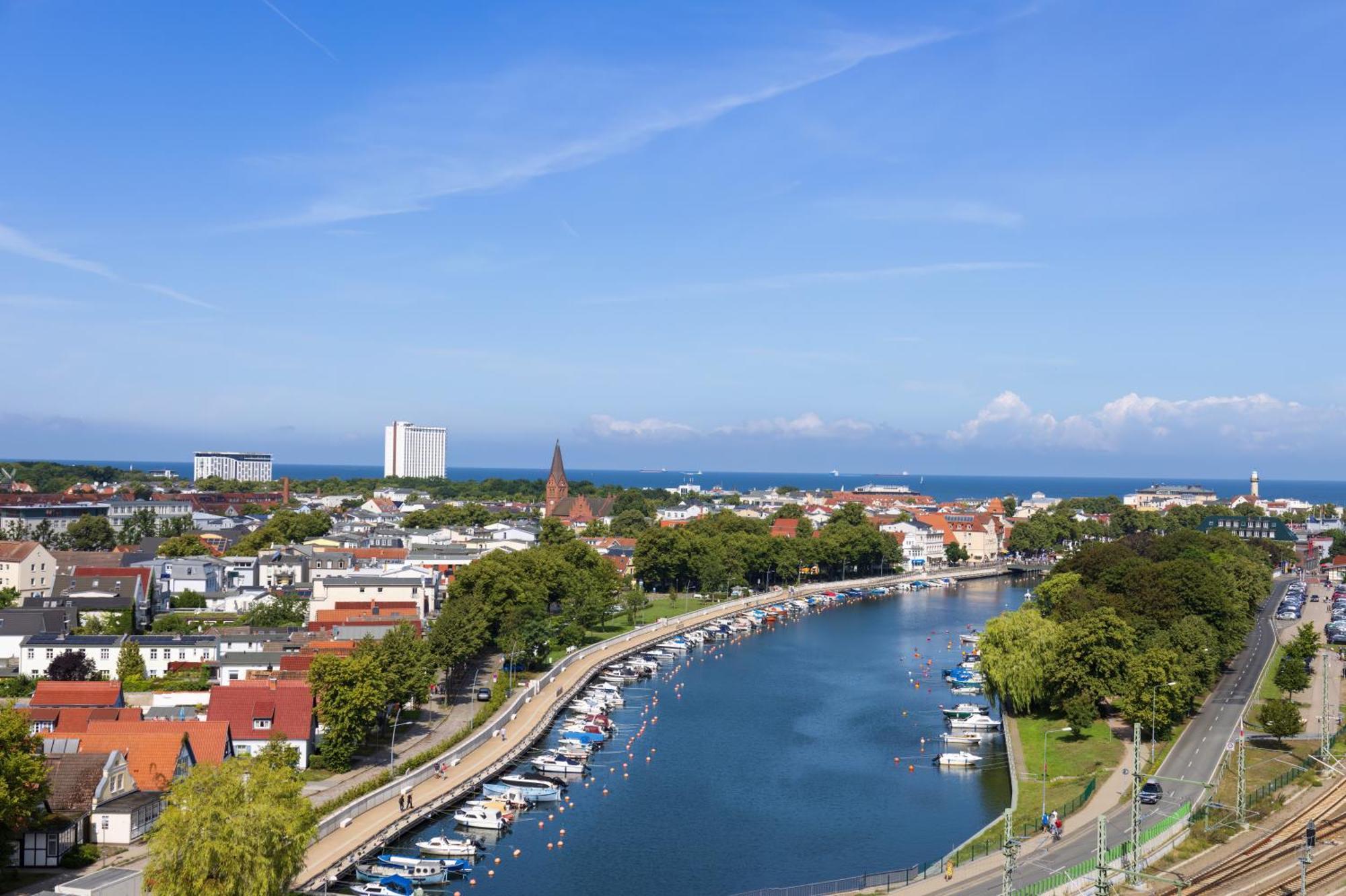Cblue "Friedrich Franz", 500 M Zum Strand, Zentral Rostock Luaran gambar