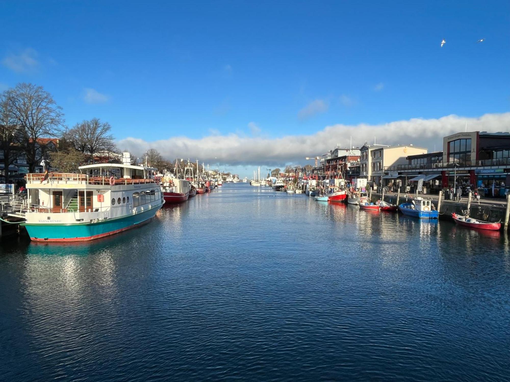 Cblue "Friedrich Franz", 500 M Zum Strand, Zentral Rostock Luaran gambar