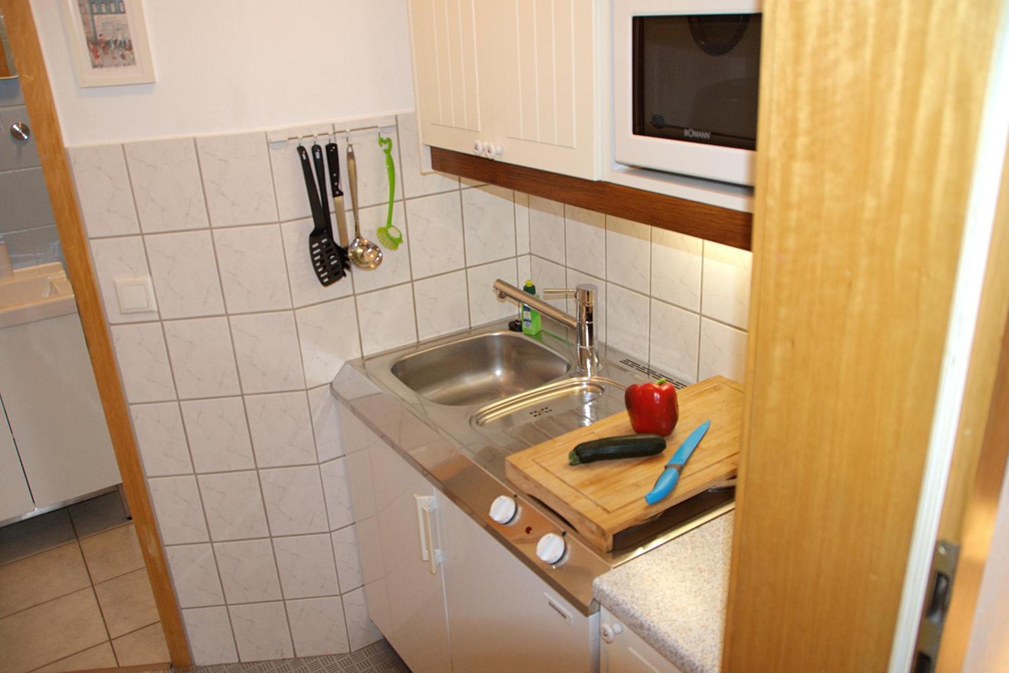 Cblue "Friedrich Franz", 500 M Zum Strand, Zentral Rostock Bilik gambar